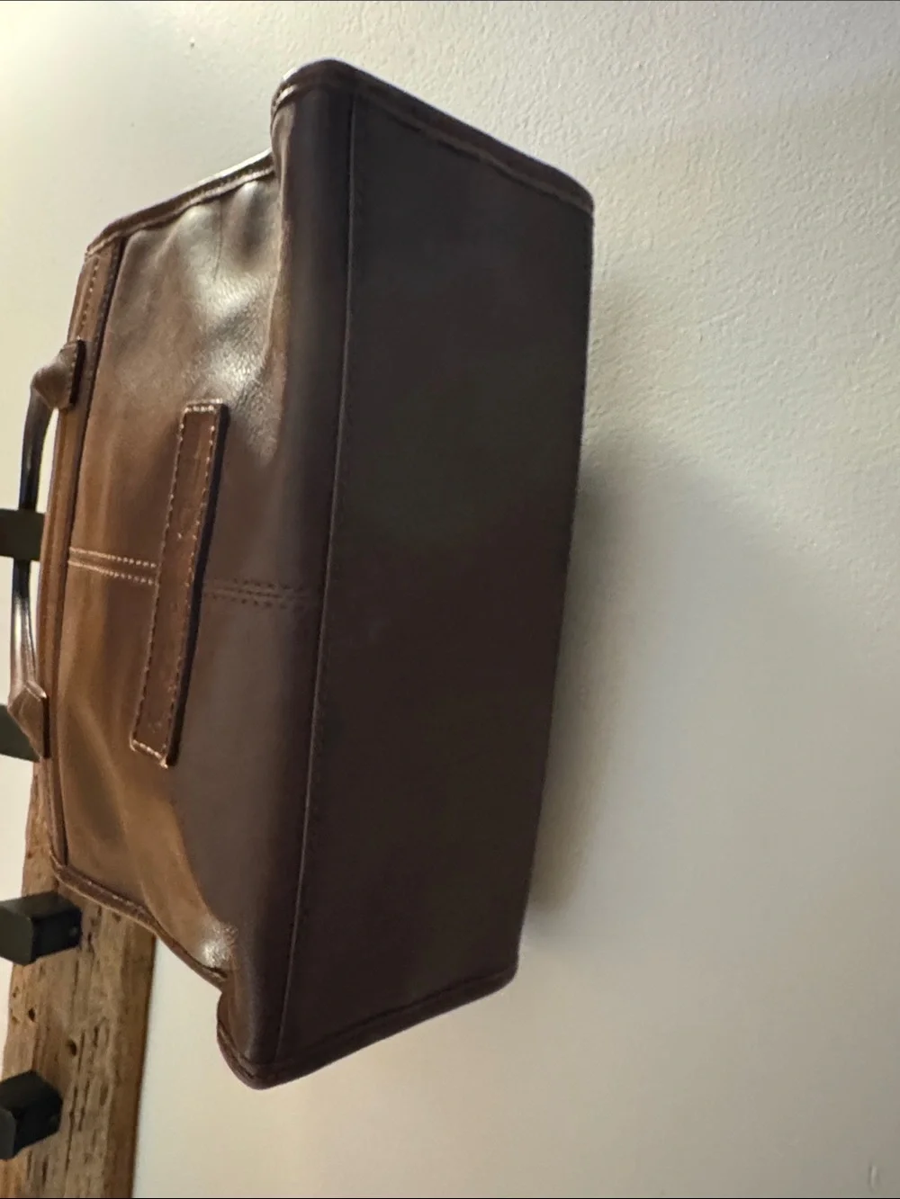Fossil Brown Leather Tote Bag with Pockets, small carry handles & shoulder strap